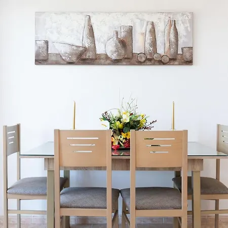 Deluxe 8 Apartament *