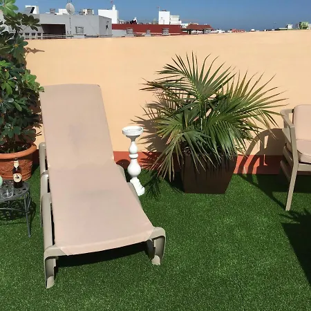 Deluxe 8 La Laguna